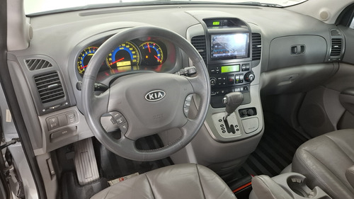 Kia Carnival 3.8 V6 EX AUTO