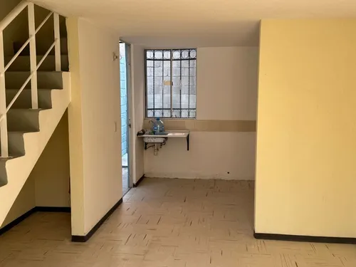 Hermosa Casa En Privada Con Todos Los Servicios