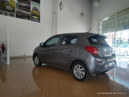 Imagen 4 de 10 de Mirage Std Glx 2017