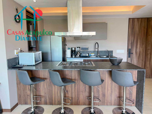 Cad La Isla Fiji Y4. Terraza Con Vista A Las Áreas Comunes