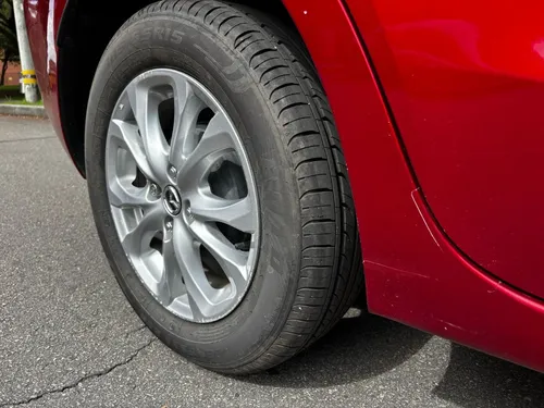 Mazda 2 1.5 Touring Sedan