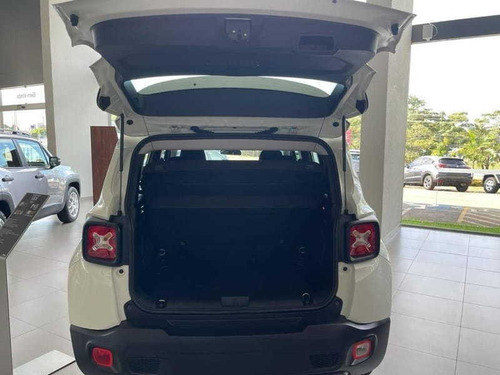 Imagem 6 de 10 de Jeep Renegade 1.8 16v Flex 4p