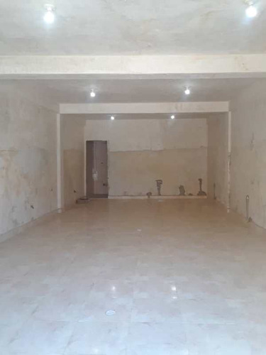 Imagen 2 de 14 de Se Vende Edificio Con Apartamentos Y Local Comercial En Tucacas Pueblo