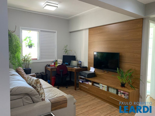 Imagem 1 de 15 de Apartamento - Empresarial 18 Do Forte - Sp - 677166