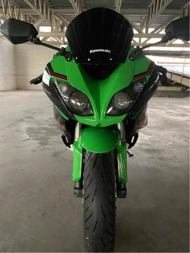 Imagen 2 de 12 de Kawasaki Ninja Zx6r 2012