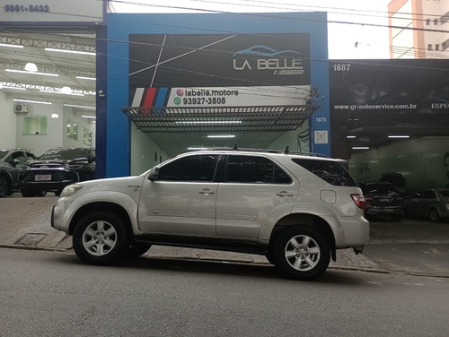Toyota SW4 3.0 Srv 7l 4x4 Aut. 5p
