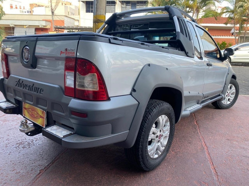 Imagem 9 de 14 de Fiat Strada Adventure 1.8/ 1.8 Locker Flex Ce