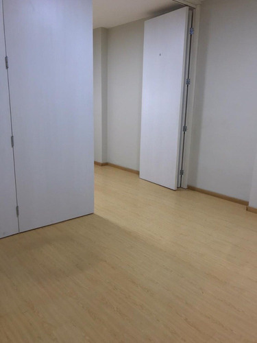 Oficina En Venta Oportunidad - Cordoba - Belgrano