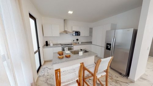 Casa En Venta En Playa Del Carmen, Bali, A 10 Minutos De La Playa