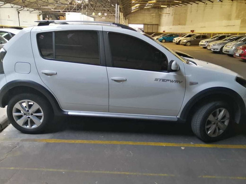 Renault Sandero Stepway 1.6 Confort 105 Cv Impecable Blanco