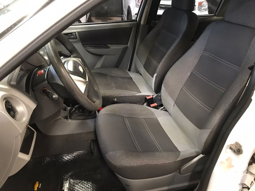 Imagen 6 de 7 de Chevrolet Prisma Ls 1.4 2011