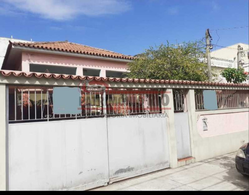 Imagem 1 de 15 de Casa Linear 3 Quartos Com Quintal, Aceitando Financiamento! - Paca30641