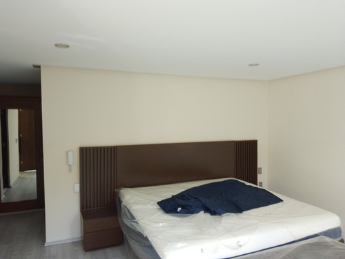 Renta Exclusivo Departamento, Amplio, Cómodo, Bien Ubicado Y De Lujo, Con Terraza, 3 Recámaras Con Closet Y Baño Cada Una, Solo 3 Unidades, Tercer Nivel Premium, Renta Ejecutiva, Cocina Integral.
