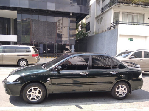 Imagen 2 de 7 de Mitsubishi Lancer Glx 2014
