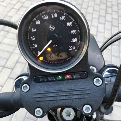 Imagen 12 de 12 de Harley Davidson Sportster Iron 883