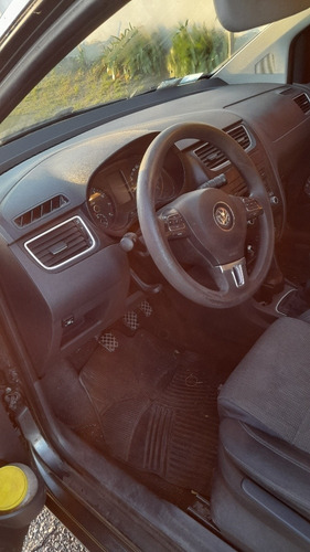 Imagen 10 de 11 de Volkswagen Suran 2013 1.6 Trendline
