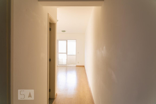 Apartamento À Venda - Vila Das Mercês, 2 Quartos, 69 - S892856337