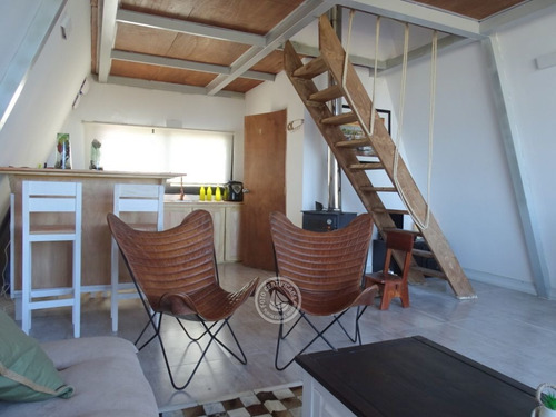 Nórdica En Villa Serrana