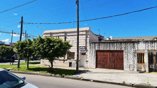 Departamento Tipo Casa En Venta En Lanus Este