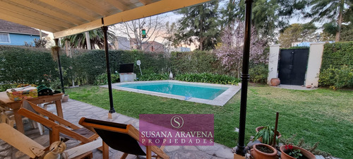 Casa En Venta En De Vicenzo Chico, Del Viso, Pilar