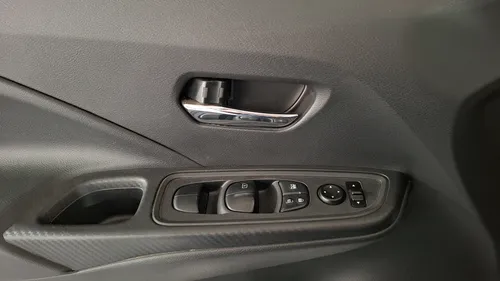 Nissan Versa 1.6 Sense Cvt