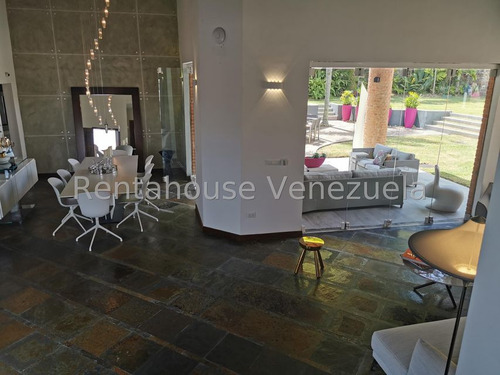 Casa En Venta La Lagunita Lp