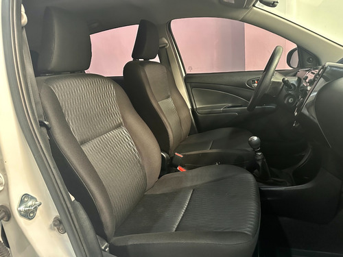 Toyota Yaris 1.5 107cv Xls Cvt
