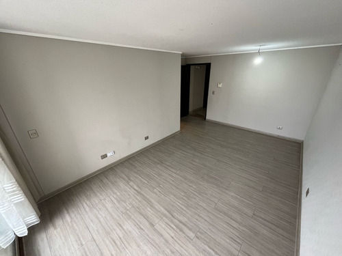 Amplio Arriendo Macul 2 Dormitorios + 2 Baños + 1e