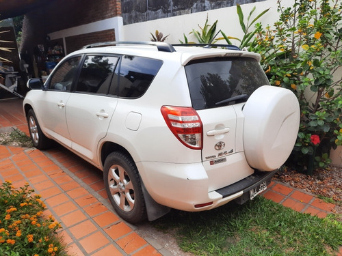 Toyota Rav4 2.4 4x4 At 2013