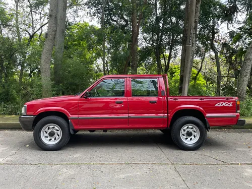 Mazda B2600 2.6 B2600