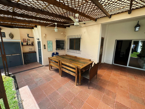 Casa En Venta En San Fernando, Av Del Libertador Al Rio.