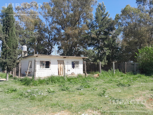 En Venta Fracción Industrial Con Mejoras Maximo Paz