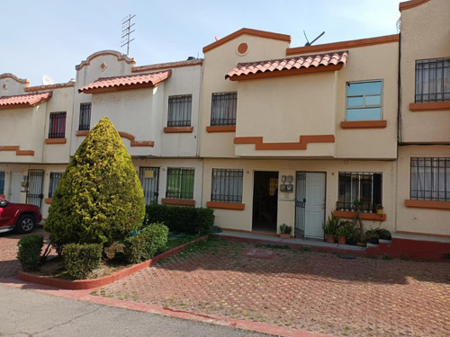 Acogedora Casa Excelente Oporunidad Privada Gijón Villa Del Real Tecámac Edo. México México Gj-rl A