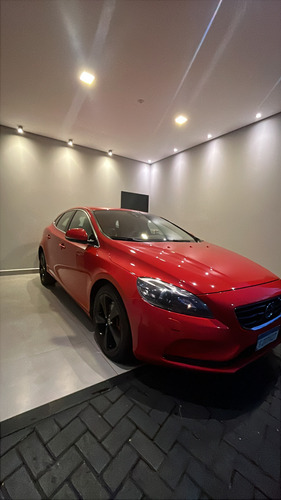 Volvo V40 2.0 T4 Dynamic Aut. 5p