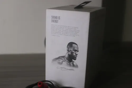 Beats powerbeats3 lebron james deals
