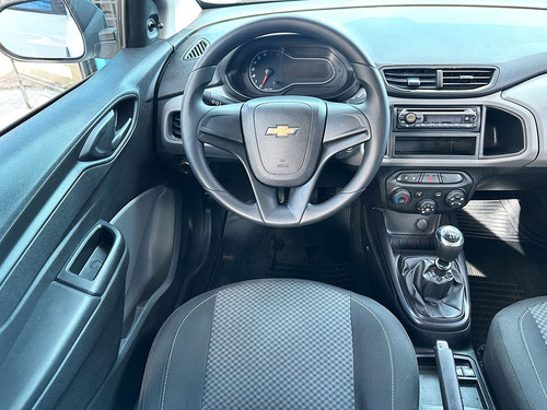 Chevrolet Onix HATCH Joy 1.0 8V Flex 5p Mec.