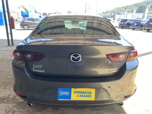 Mazda 3 2024