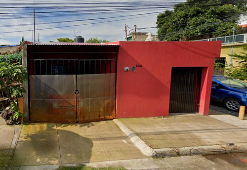 Casa En Venta En El Briseño, Zapopan, Jalisco.