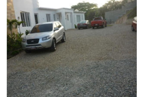 #23-3794 Casa Moderna En La Lagunita Country Club