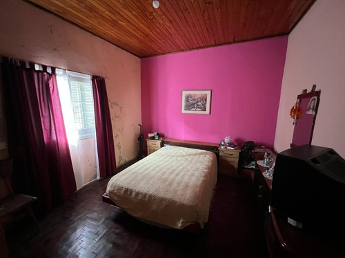 Imagen 6 de 10 de Departamento Tipo Casa Al Frente - Remedios De Escalada