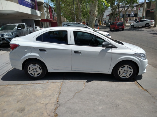 Imagen 4 de 10 de Chevrolet Prisma Ls Joy 2018