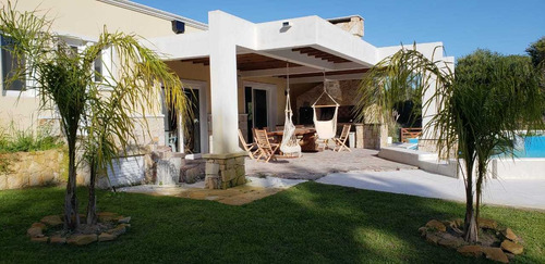 Imagen 3 de 14 de Casa Y Piscina - Costa Esmeralda Senderos I Alquiler Eventual