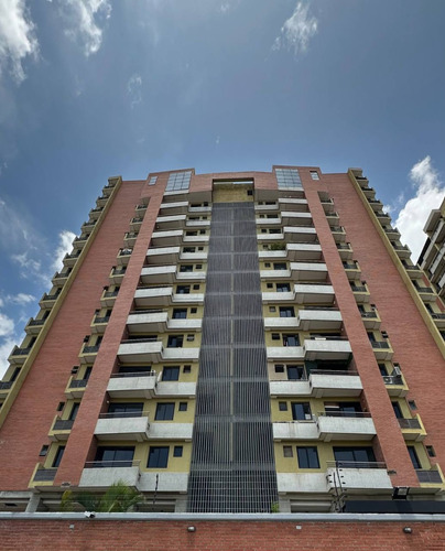 Sky Group Elegance Vende Apartamento En Barquisimeto Av Rotaria Bello Campo Elb-a-003