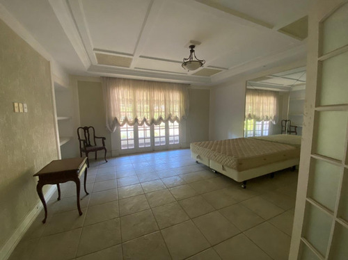 Casa Em Quitandinha, Petrópolis/rj De 400m² 4 Quartos Para Locação R$ 18.000,00/mes - Ca913172