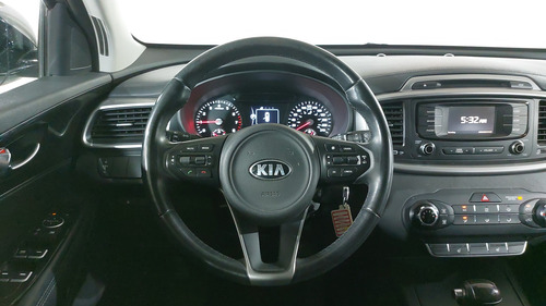Kia Sorento 2.4 Lx At