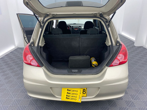 Imagen 18 de 20 de Nissan Tiida Hb Automatico 1.8