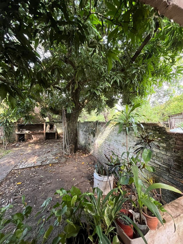 Casa En Venta. Saladas Corrientes