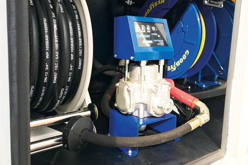 Imagem 5 de 7 de Caminhão Vm 270 6x4 Novo Com Comboio 10.000l Aizi