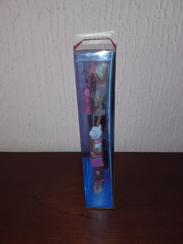 My Scene Camiseta Fashion Teen T-shirts Barbie (Usado)