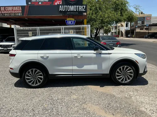 Lincoln Corsair 2024